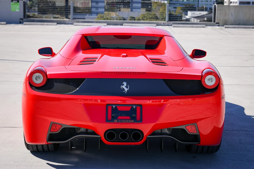 2013 Ferrari 458 Spider - Image 16 of 31