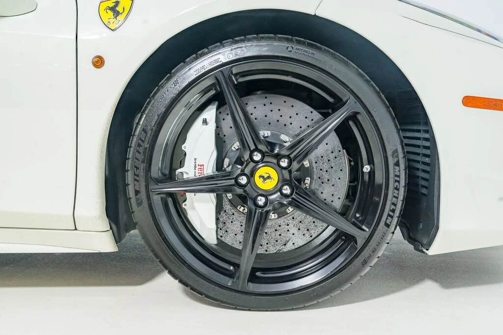 2013 Ferrari 458 Spider - Image 24 of 31