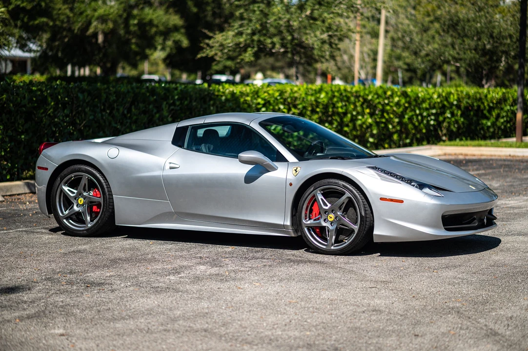 2013 Ferrari 458 Spider - Image 8 of 31
