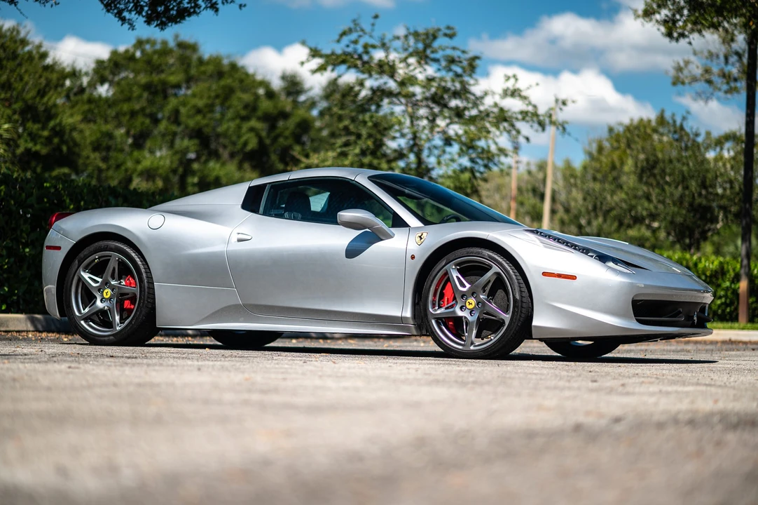 2013 Ferrari 458 Spider - Image 9 of 31