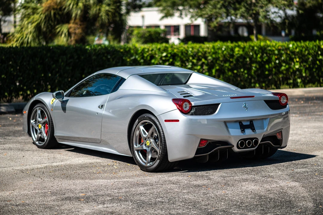 2013 Ferrari 458 Spider - Image 20 of 31