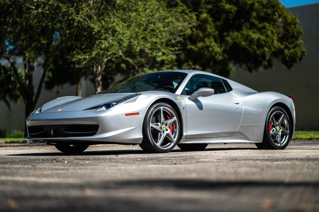 2013 Ferrari 458 Spider - Image 25 of 31