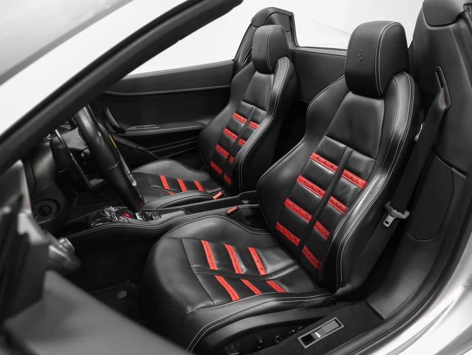 2013 Ferrari 458 Spider - Image 3 of 31
