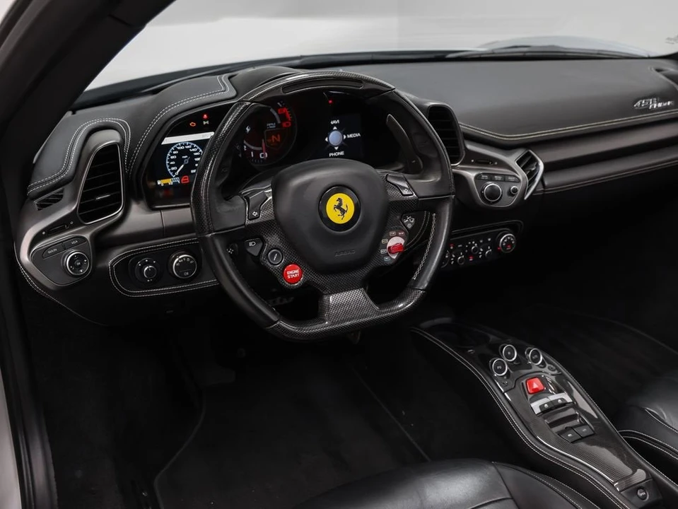 2013 Ferrari 458 Spider - Image 2 of 31