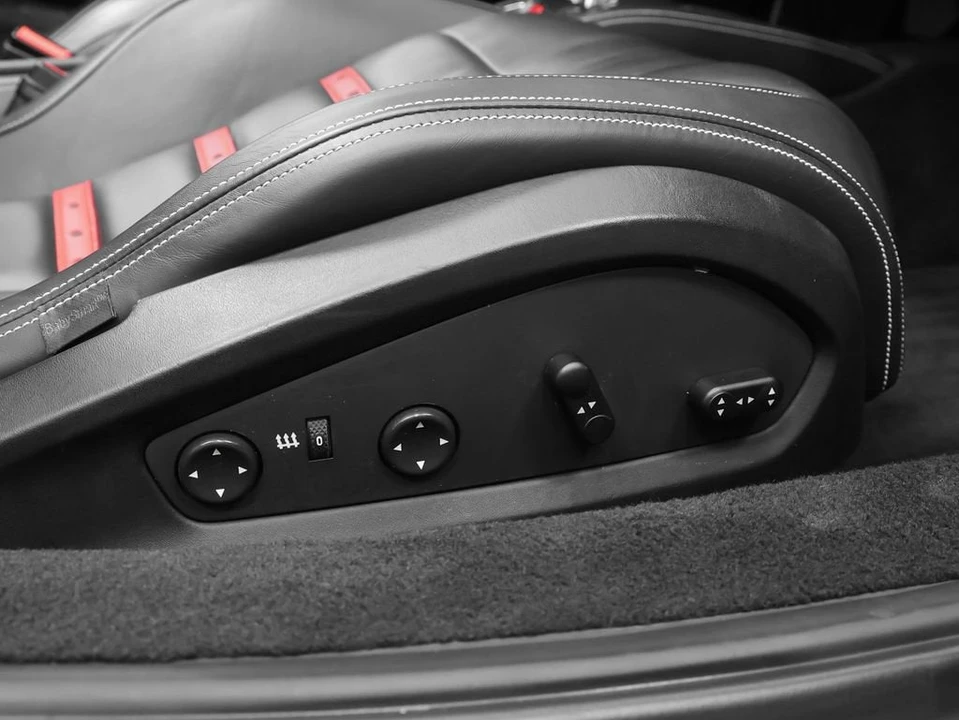 2013 Ferrari 458 Spider - Image 18 of 31