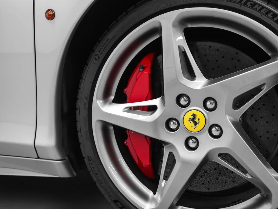 2013 Ferrari 458 Spider - Image 12 of 31