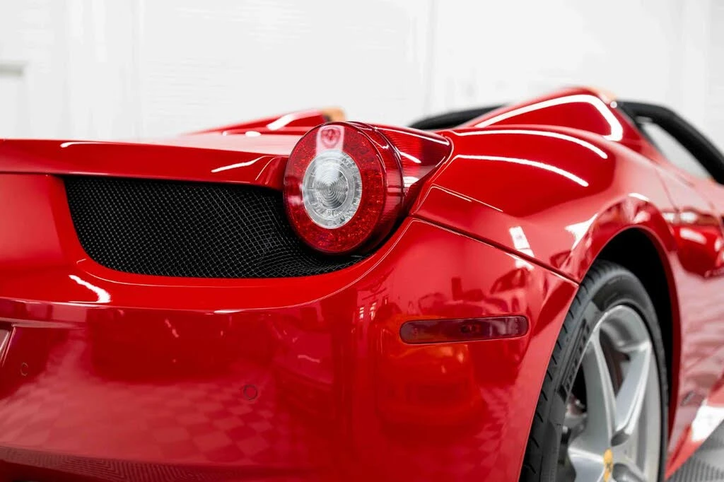 2013 Ferrari 458 Spider - Image 28 of 31