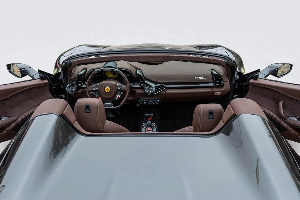 2013 Ferrari 458 Spider - Image 23 of 31