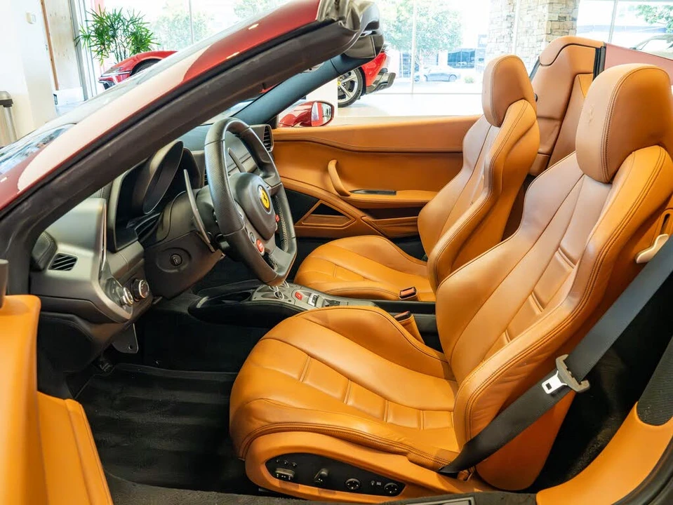 2013 Ferrari 458 Spider - Image 10 of 31