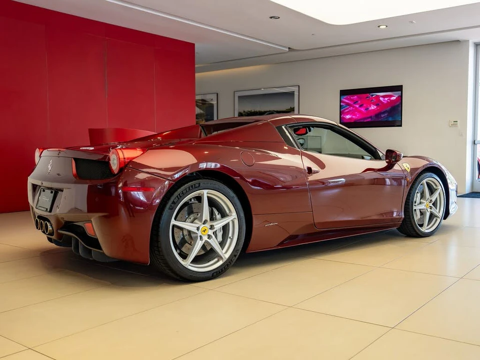 2013 Ferrari 458 Spider - Image 30 of 31