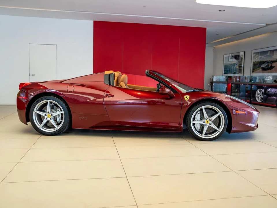 2013 Ferrari 458 Spider - Image 7 of 31