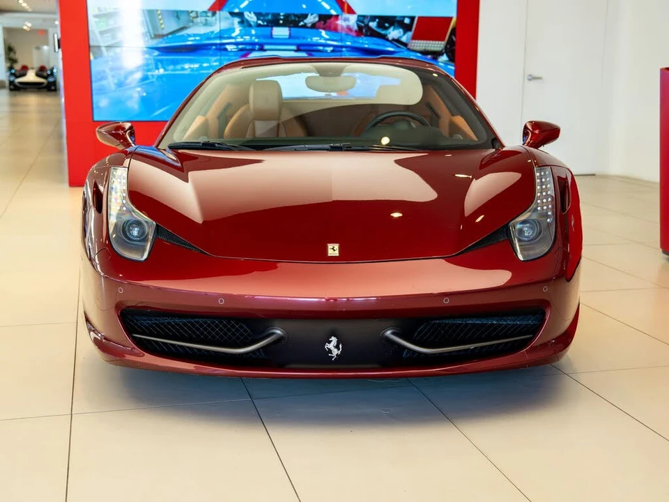 2013 Ferrari 458 Spider - Image 27 of 31