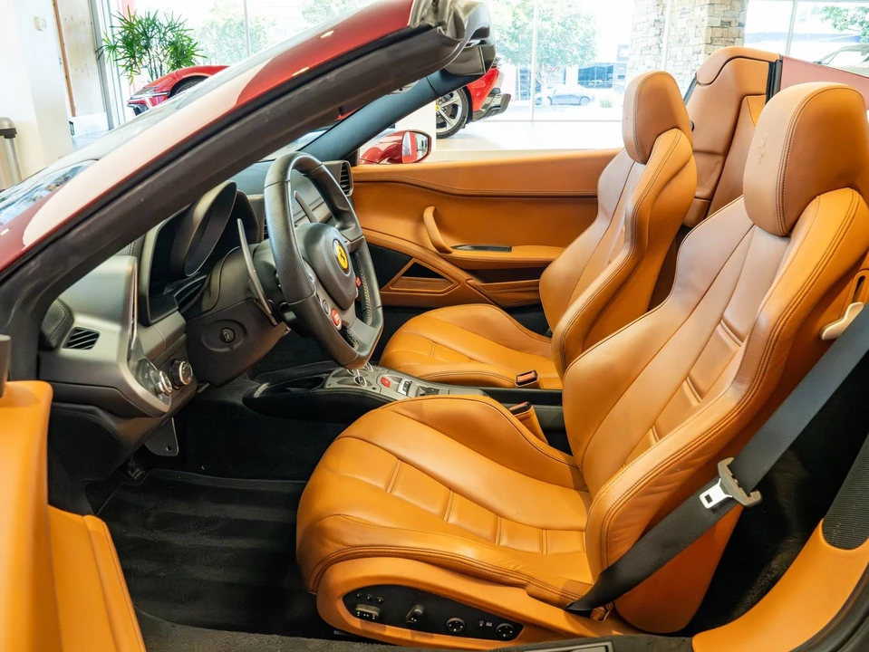 2013 Ferrari 458 Spider - Image 10 of 31