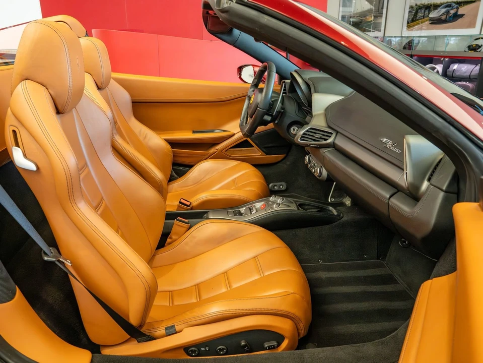 2013 Ferrari 458 Spider - Image 18 of 31
