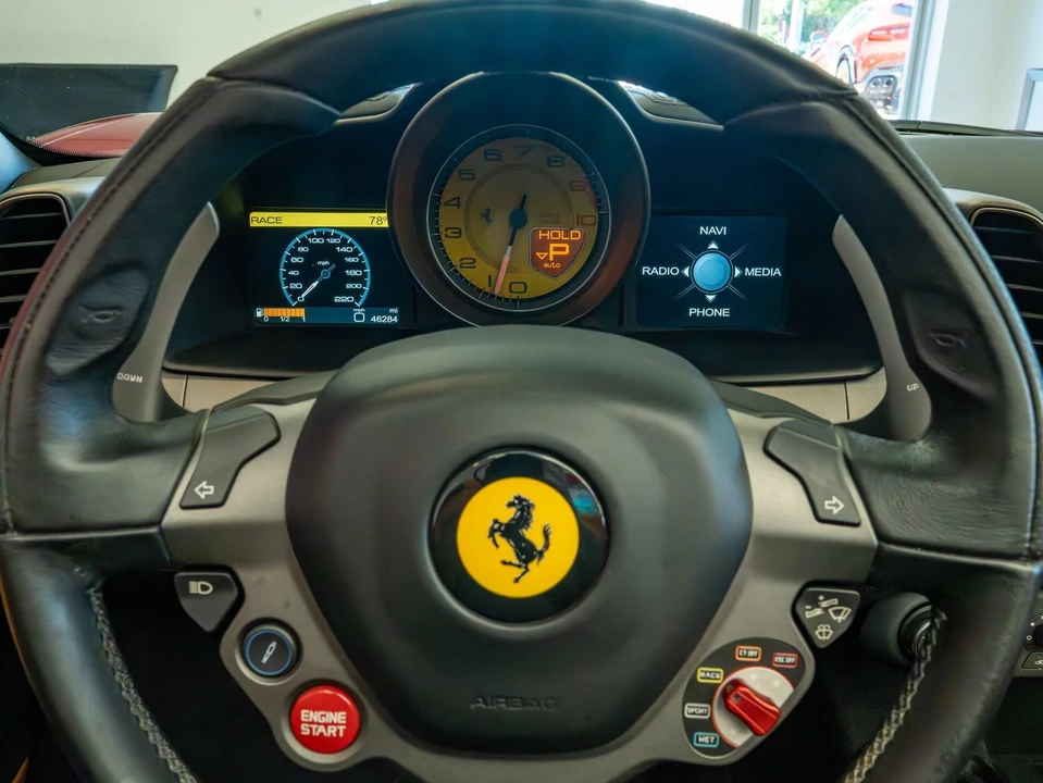 2013 Ferrari 458 Spider - Image 13 of 31