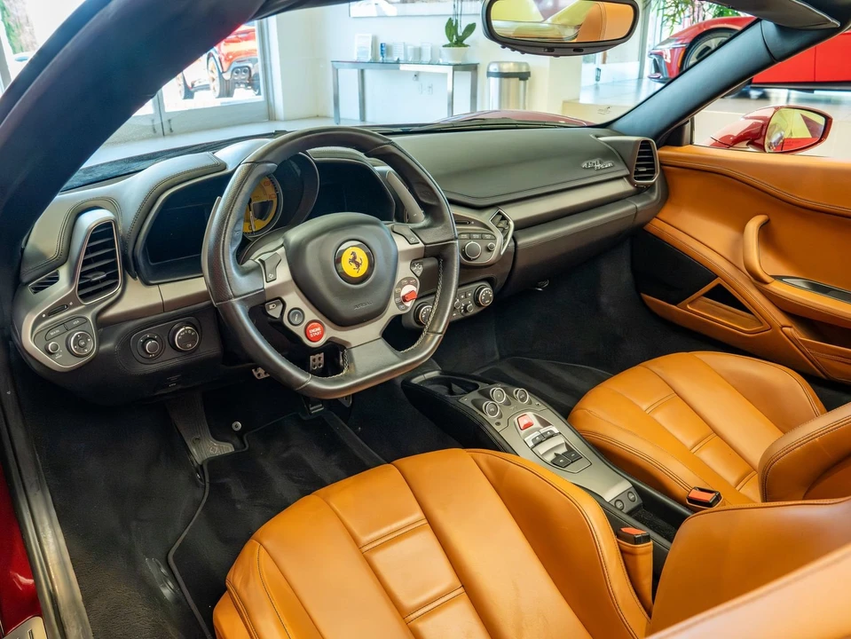 2013 Ferrari 458 Spider - Image 9 of 31