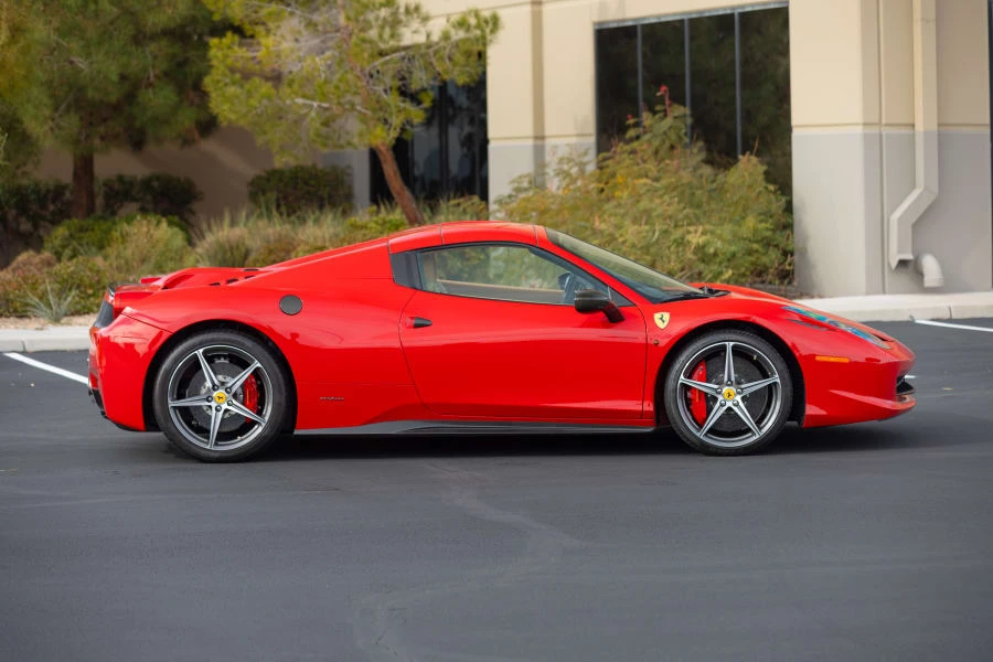 2013 Ferrari 458 Spider - Image 7 of 31