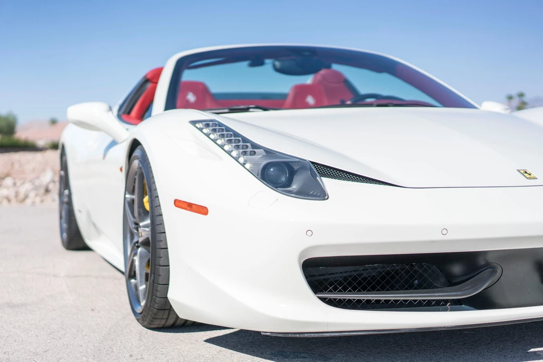 2013 Ferrari 458 Spider - Image 16 of 31