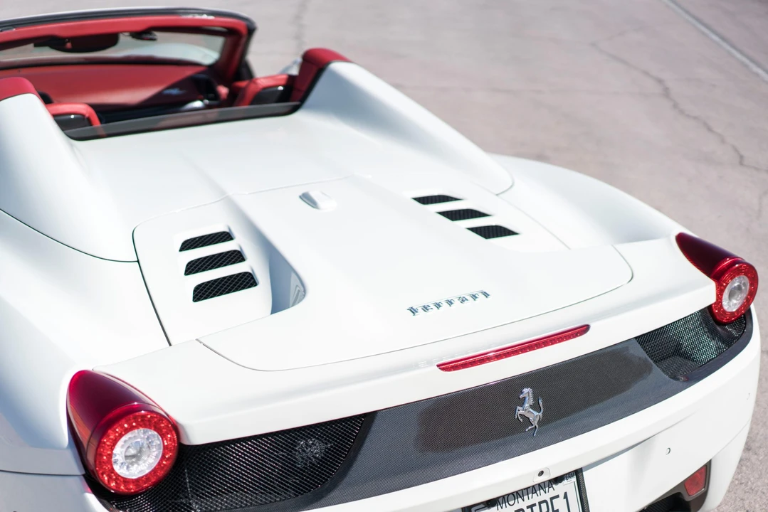 2013 Ferrari 458 Spider - Image 26 of 31