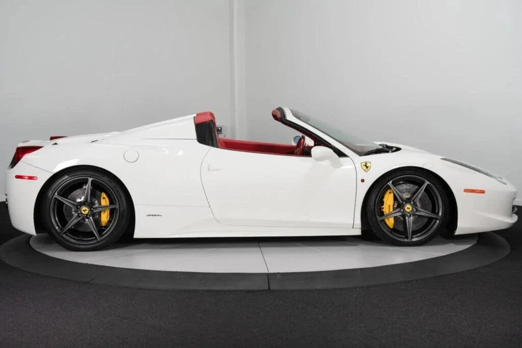 2013 Ferrari 458 Spider - Image 3 of 12