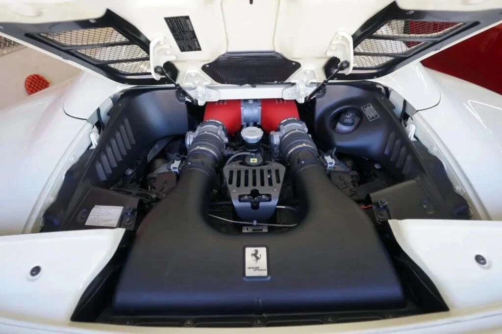 2013 Ferrari 458 Spider - Image 11 of 12