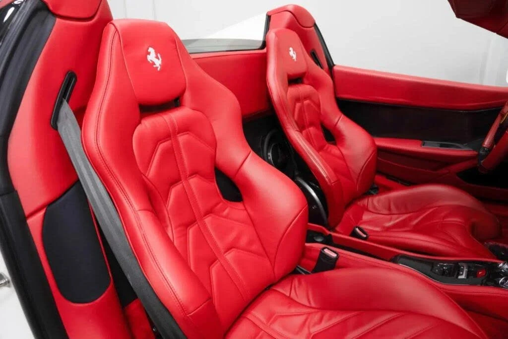 2013 Ferrari 458 Spider - Image 9 of 12