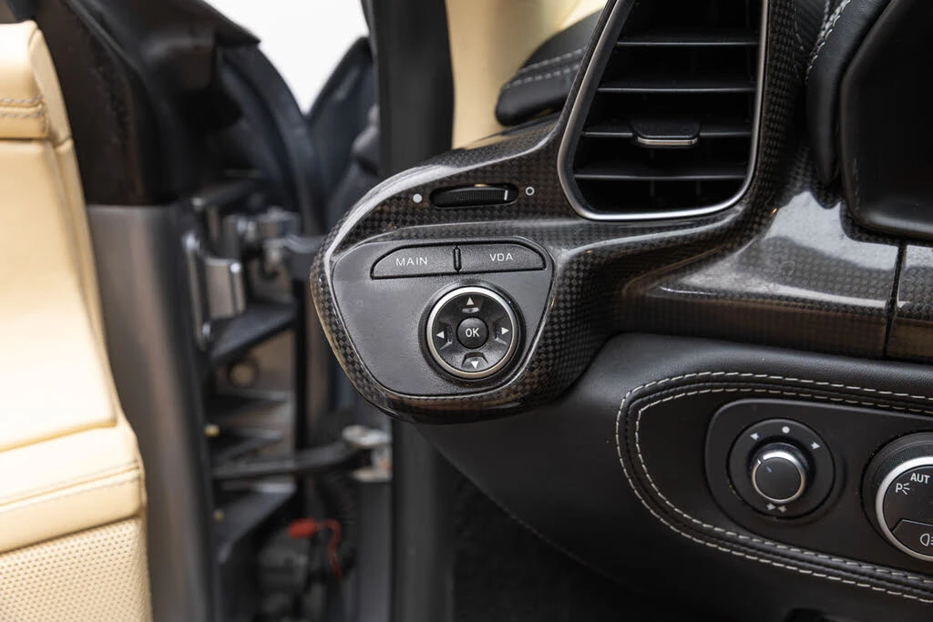 2013 Ferrari 458 Spider - Image 23 of 31