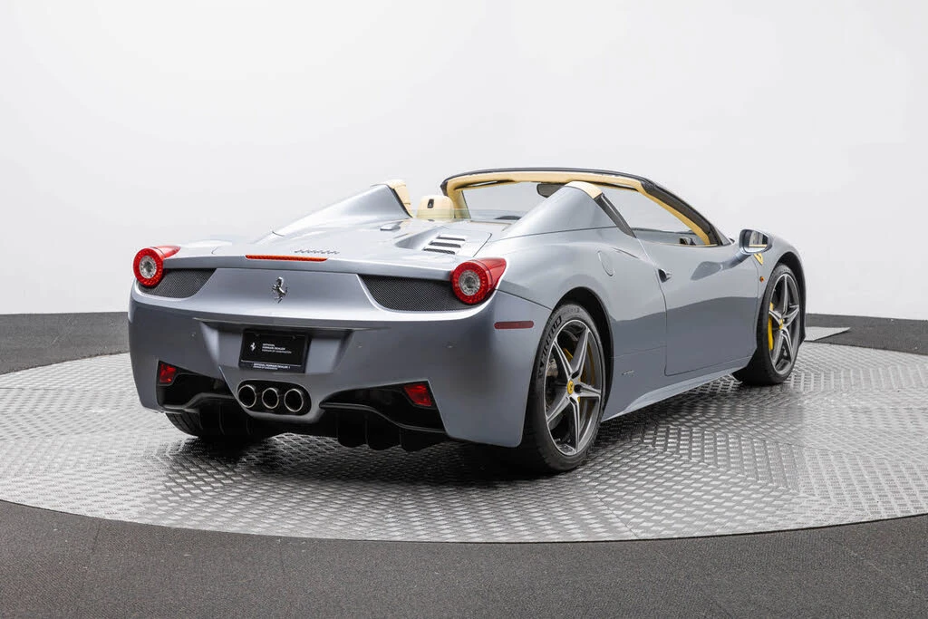 2013 Ferrari 458 Spider - Image 7 of 31