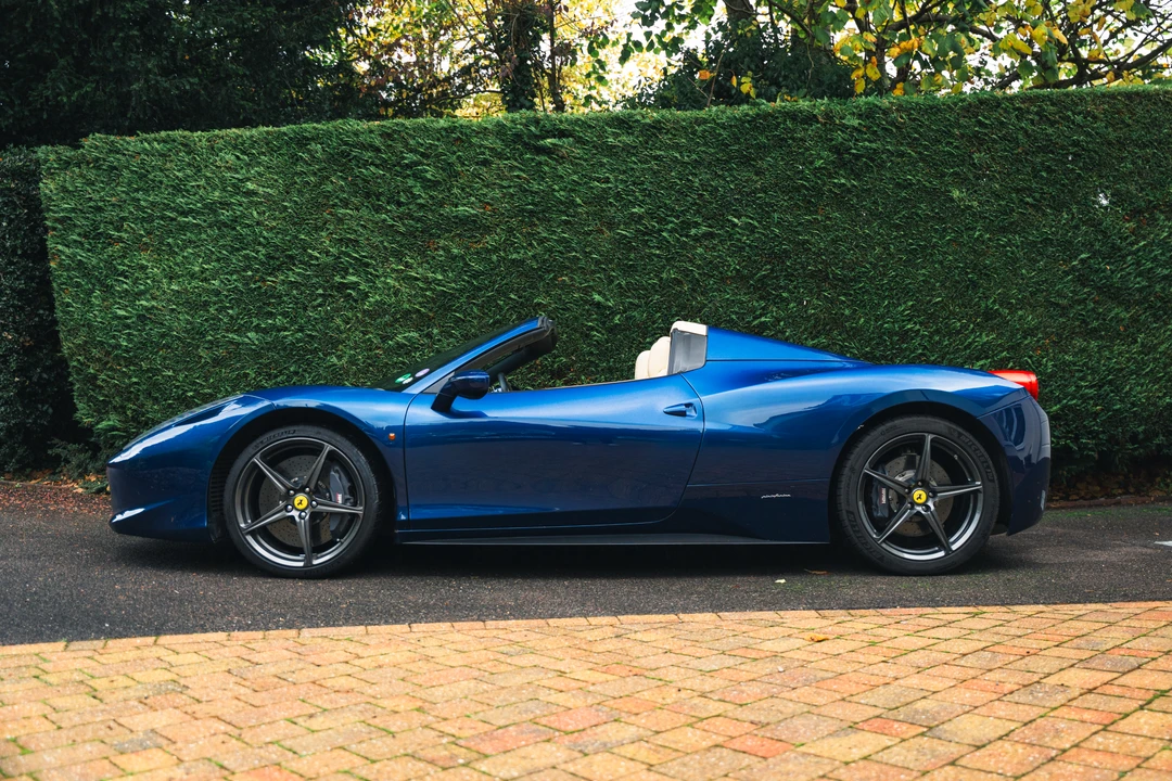2013 Ferrari 458 Spider - Image 8 of 31