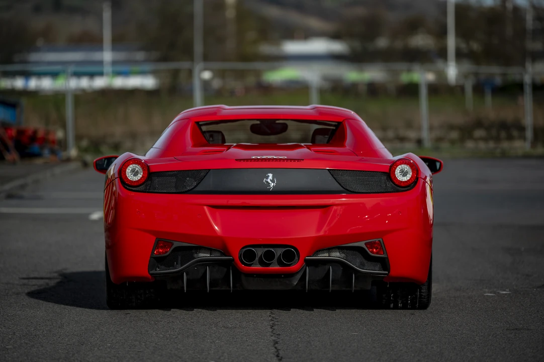 2013 Ferrari 458 Spider - Image 14 of 31