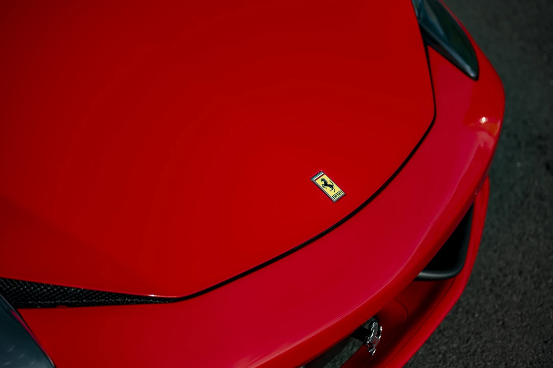 2013 Ferrari 458 Spider - Image 25 of 31