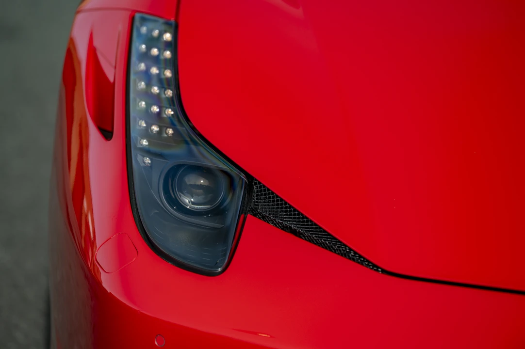 2013 Ferrari 458 Spider - Image 29 of 31