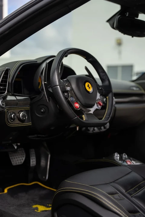 2013 Ferrari 458 Italia - Image 14 of 21