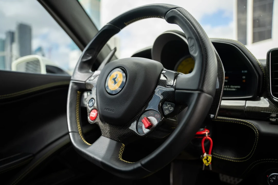 2013 Ferrari 458 Italia - Image 15 of 21