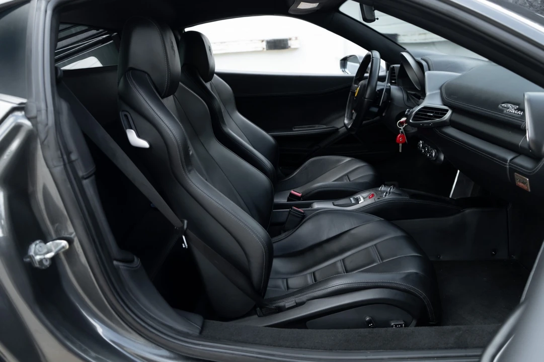 2013 Ferrari 458 - Image 18 of 31