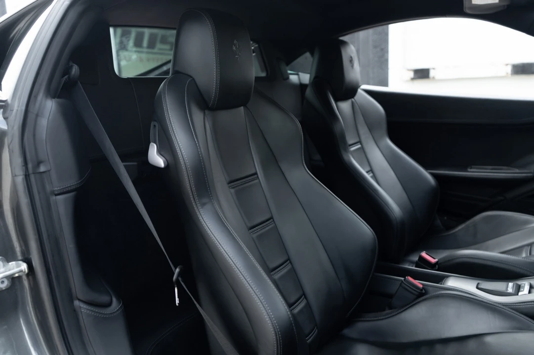 2013 Ferrari 458 - Image 29 of 31
