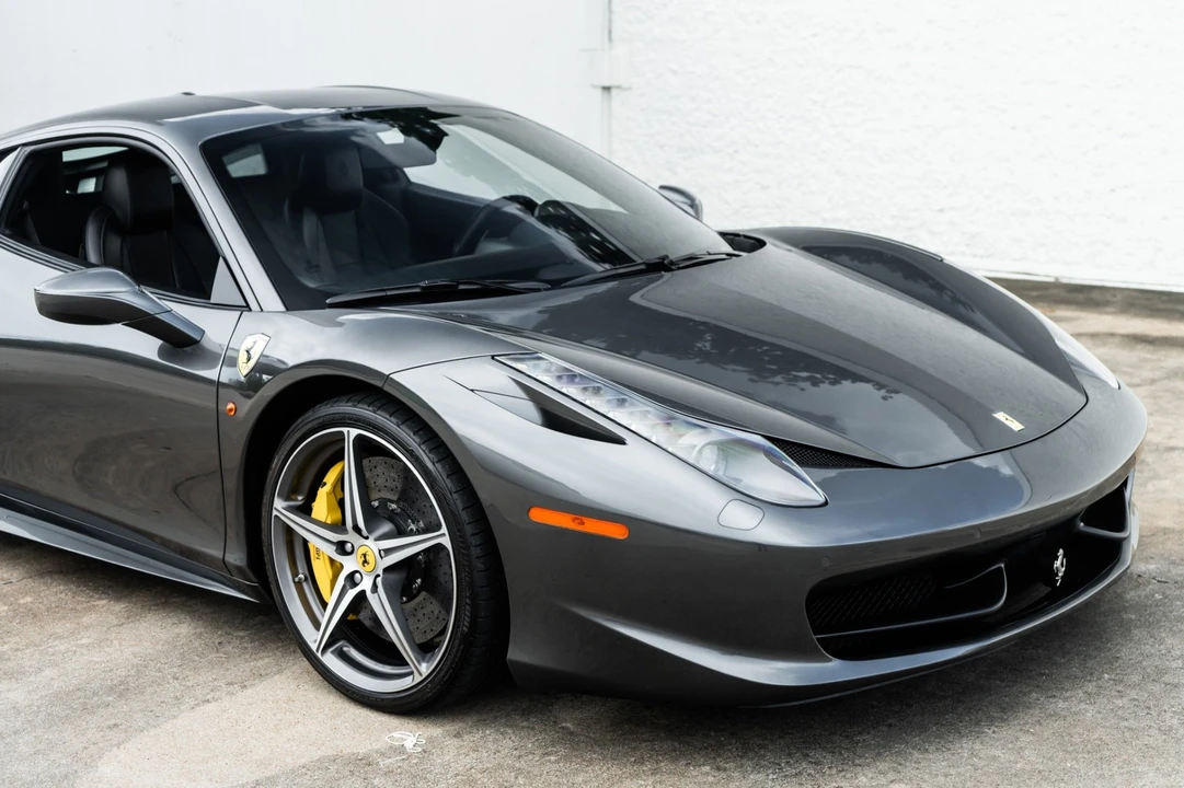 2013 Ferrari 458 - Image 15 of 31