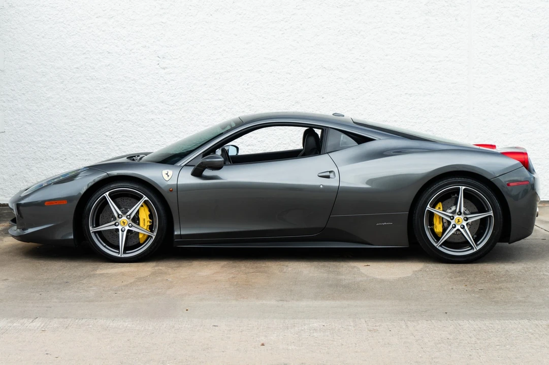 2013 Ferrari 458 - Image 8 of 31