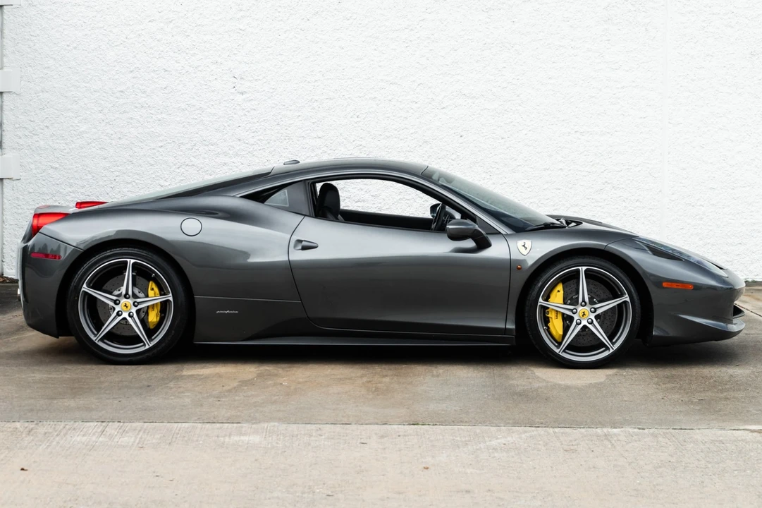 2013 Ferrari 458 - Image 3 of 31