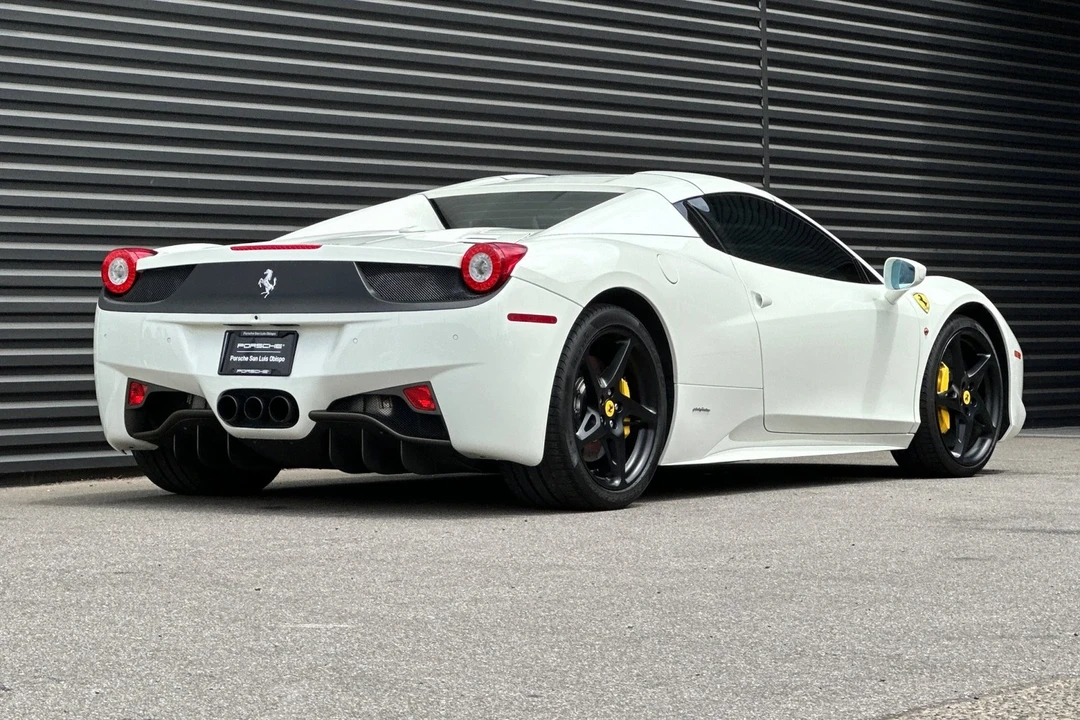 2013 Ferrari 458 Italia - Image 8 of 21