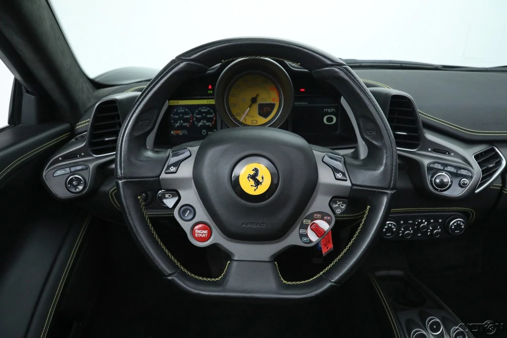 2013 Ferrari 458 Italia - Image 6 of 21