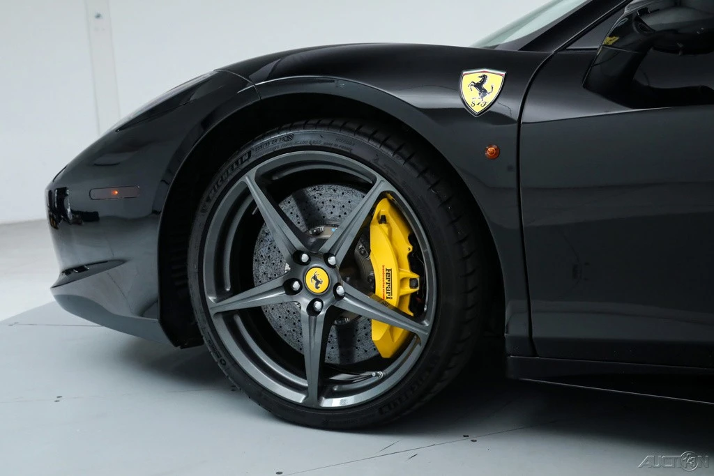 2013 Ferrari 458 Italia - Image 17 of 21