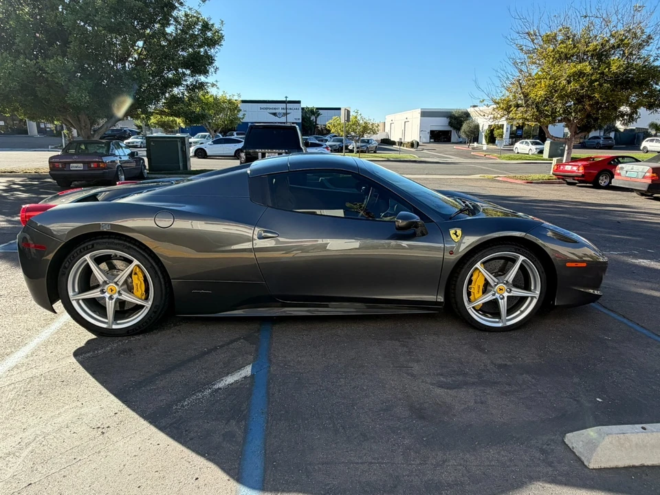 2013 Ferrari 458 Italia - Image 7 of 21