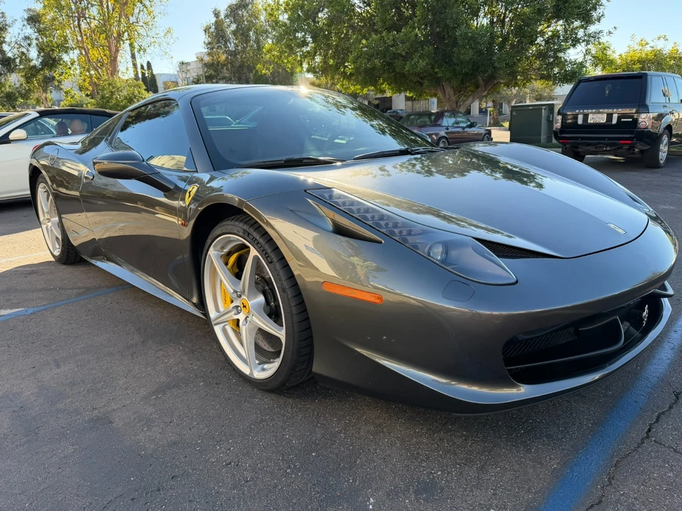 2013 Ferrari 458 Italia - Image 4 of 21