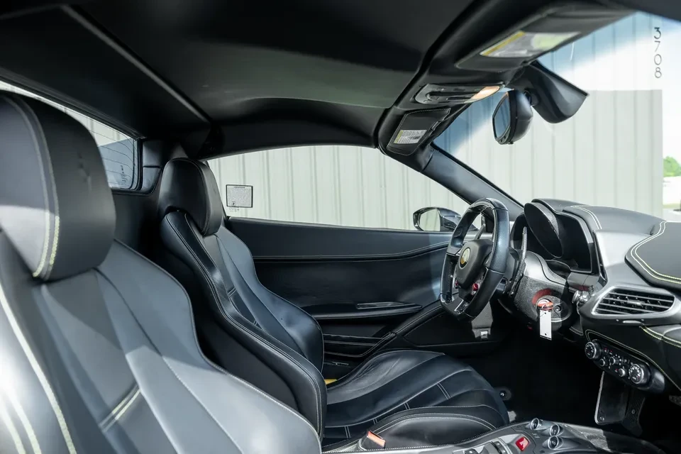 2013 Ferrari 458 Italia - Image 17 of 20