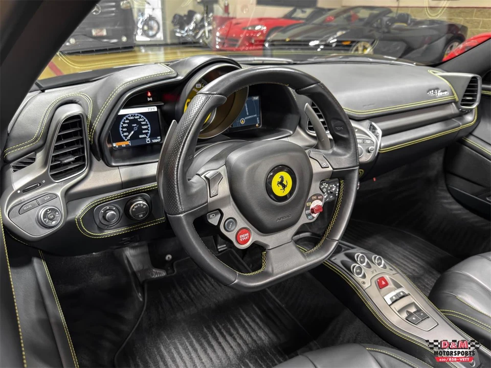 2013 Ferrari 458 - Image 11 of 31