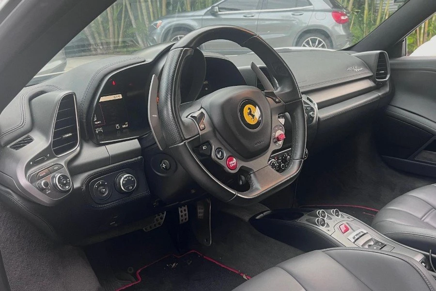 2013 Ferrari 458 Spider - Image 6 of 20