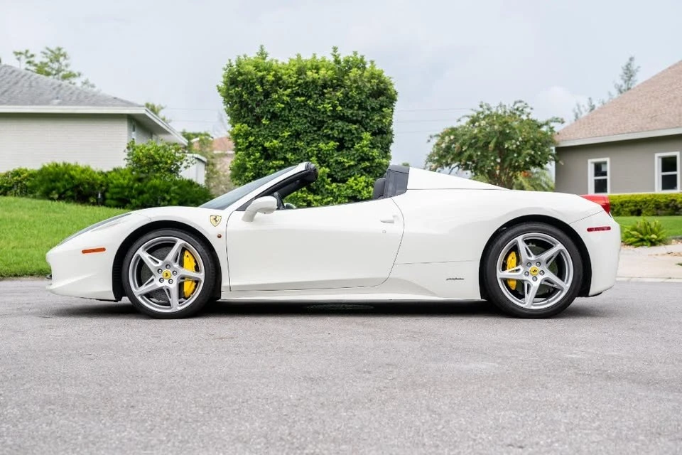 2013 Ferrari 458 Spider - Image 11 of 20