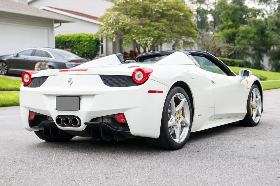 2013 Ferrari 458 Spider - Image 11 of 18