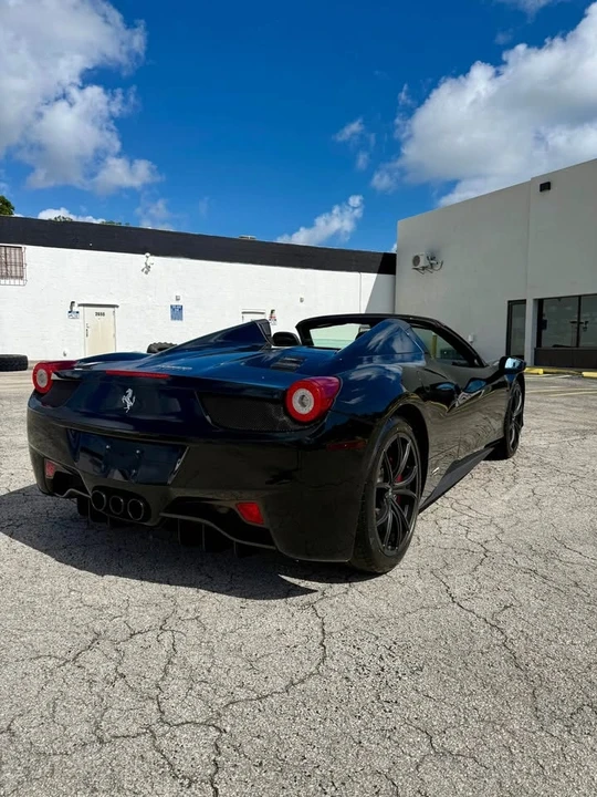 2013 Ferrari 458 Spider - Image 5 of 9